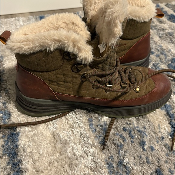 Faux Fur Lined Brown Winter Boots - Picture 5 of 6